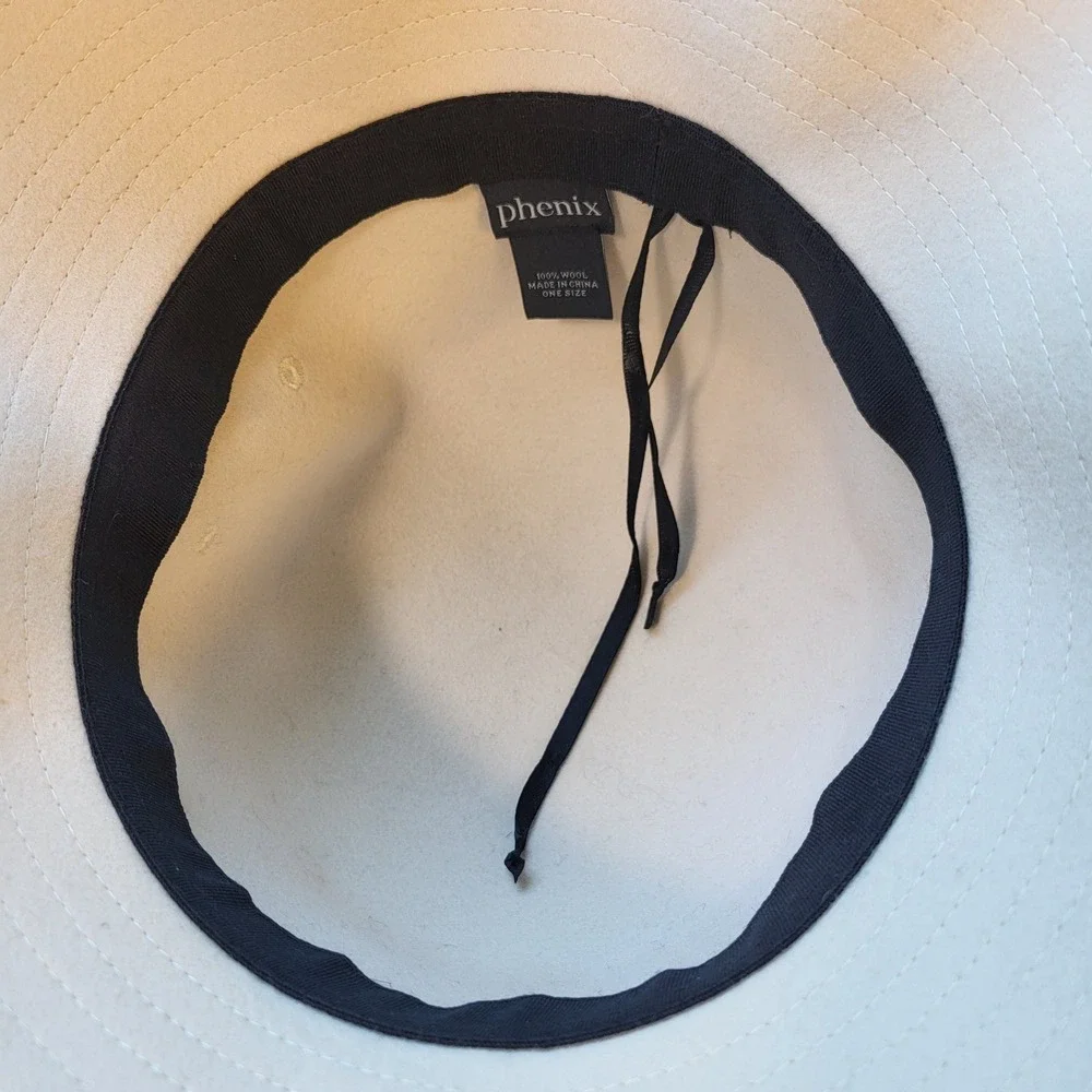 Phenix 100% Wool Bucket Hat Cream Off White Felt One Size Adjustable Brim Hat